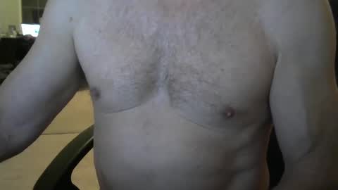 Snapshot of i_was_a_shy_dad chatting on 03/12/25, 12:26 i_was_a_shy_dad online show from 03/12/25, 12:26