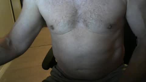 Snapshot of i_was_a_shy_dad chatting on 09/22/25, 01:02 i_was_a_shy_dad online show from 09/22/25, 01:02