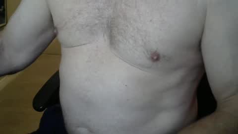 Snapshot of i_was_a_shy_dad chatting on 09/28/25, 02:11 i_was_a_shy_dad online show from 09/28/25, 02:11