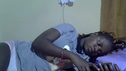 iam_nisa online show from 09/19/25, 07:14