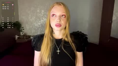 Lylu online show from 10/31/25, 05:30