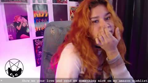 Snapshot of iammari_ chatting on 01/01/25, 09:20 Mari online show from 01/01/25, 09:20