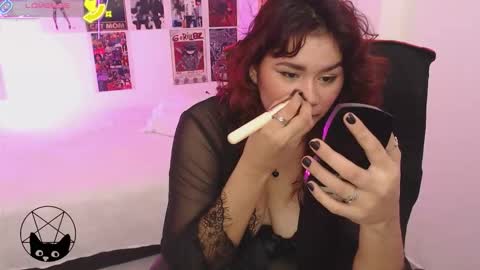 Snapshot of iammari_ chatting on 09/18/25, 02:35 Mari online show from 09/18/25, 02:35