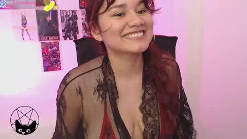 Snapshot of iammari_ chatting on 09/24/25, 02:59 Mari online show from 09/24/25, 02:59