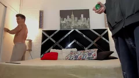 Mariano online show from 10/14/25, 03:29