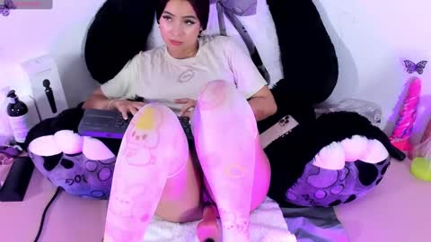 Steph - Online Again   - 1 DECEMBER online show from 01/22/25, 03:20