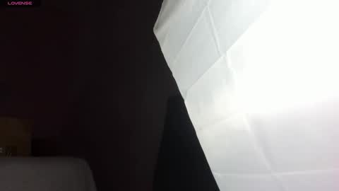 Snapshot of ian_castillo_ chatting on 09/15/25, 11:10 IAN CASTILLO online show from 09/15/25, 11:10