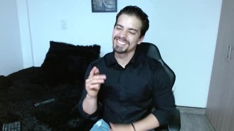 Ian Davis online show from 11/15/25, 04:32