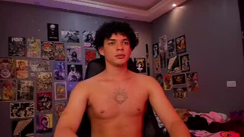 Snapshot of ian_versace chatting on 12/15/24, 07:57 Andres online show from 12/15/24, 07:57