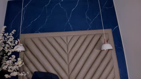 ibbie_ online show from 10/08/25, 12:25