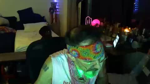 PMS online show from 09/21/25, 03:19