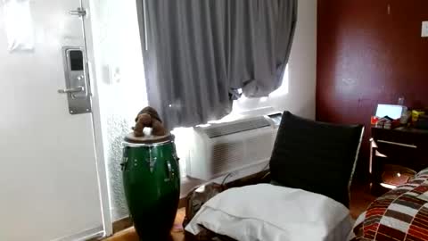 PMS online show from 11/09/25, 06:39