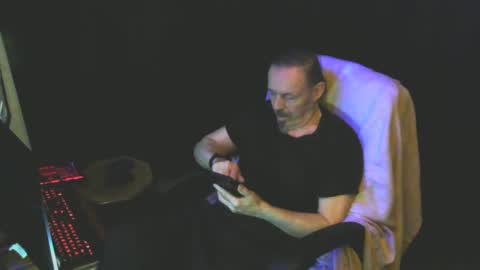 Rich online show from 02/25/25, 09:31