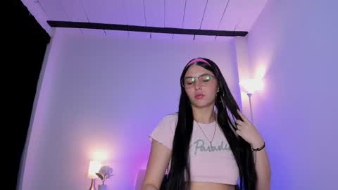 ice online show from 11/05/25, 09:42