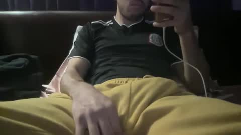 Ice Jr online show from 12/28/24, 01:50