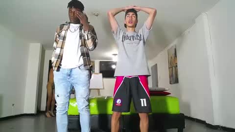 THOMAS AND DAMIAND online show from 10/10/25, 12:37