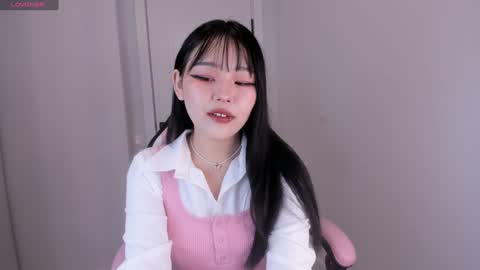 Snapshot of ichigo_o chatting on 12/22/24, 05:34 Hitomi online show from 12/22/24, 05:34