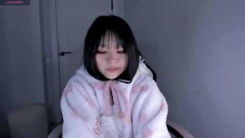 Hitomi   online show from 11/06/25, 01:28