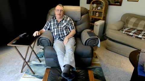 Christopher online show from 10/14/25, 10:32