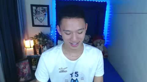 Snapshot of iconicmateo chatting on 01/07/25, 06:59 Mateo online show from 01/07/25, 06:59
