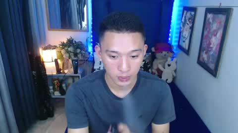 Snapshot of iconicmateo chatting on 01/23/25, 07:11 Mateo online show from 01/23/25, 07:11