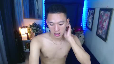 Snapshot of iconicmateo chatting on 01/24/25, 11:04 Mateo online show from 01/24/25, 11:04