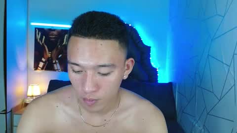 Snapshot of iconicmateo chatting on 02/06/25, 04:03 Mateo online show from 02/06/25, 04:03