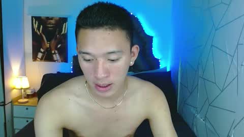 Snapshot of iconicmateo chatting on 02/24/25, 05:00 Mateo online show from 02/24/25, 05:00