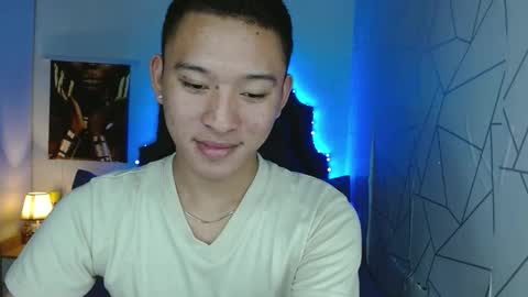 Snapshot of iconicmateo chatting on 03/12/25, 07:06 Mateo online show from 03/12/25, 07:06