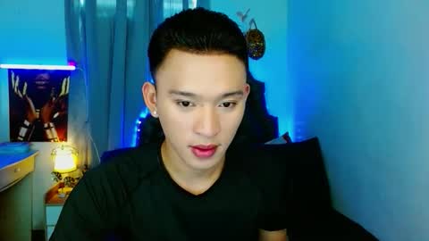 Snapshot of iconicmateo chatting on 09/11/25, 03:17 Mateo online show from 09/11/25, 03:17