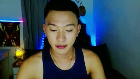 Snapshot of iconicmateo chatting on 09/24/25, 05:05 Mateo online show from 09/24/25, 05:05