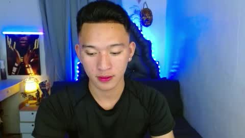 Mateo online show from 11/04/25, 02:49