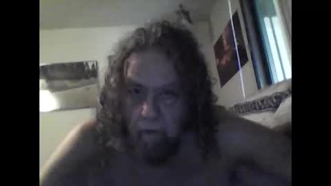 icu2try2xs2 online show from 02/25/25, 11:33