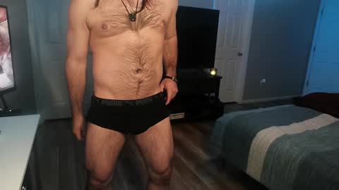Snapshot of icy_ivy chatting on 01/12/25, 10:45 Ivan online show from 01/12/25, 10:45