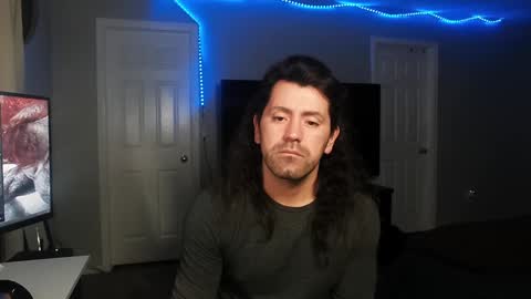 Snapshot of icy_ivy chatting on 01/26/25, 02:41 Ivan online show from 01/26/25, 02:41