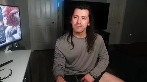 Snapshot of icy_ivy chatting on 01/28/25, 04:39 Ivan online show from 01/28/25, 04:39