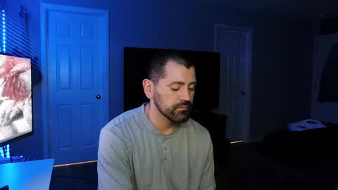 Snapshot of icy_ivy chatting on 03/04/25, 06:58 Ivan online show from 03/04/25, 06:58