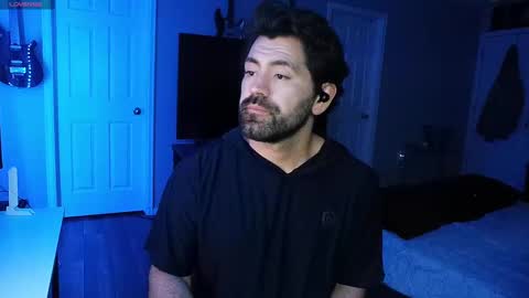 Snapshot of icy_ivy chatting on 09/15/25, 03:50 Ivan online show from 09/15/25, 03:50