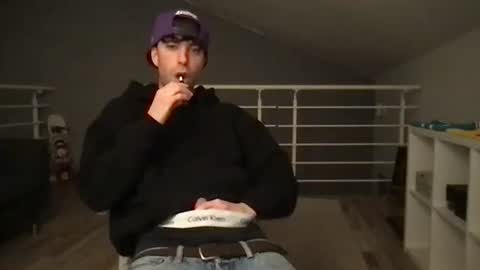 icyninesix online show from 01/31/25, 12:39