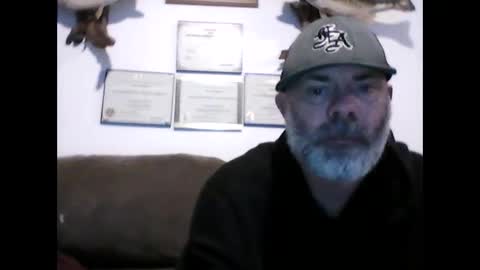 idkwhyidothis348732 online show from 02/02/25, 05:48