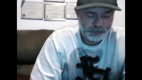 idkwhyidothis348732 online show from 02/24/25, 01:13