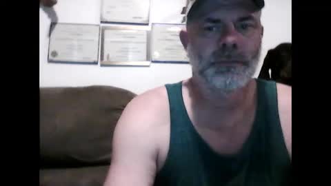 idkwhyidothis348732 online show from 02/24/25, 07:52