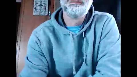 idkwhyidothis348732 online show from 03/01/25, 02:23