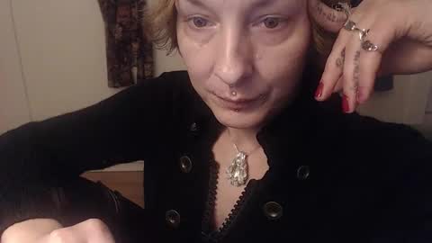 Ifk Donkeys online show from 11/12/25, 03:01