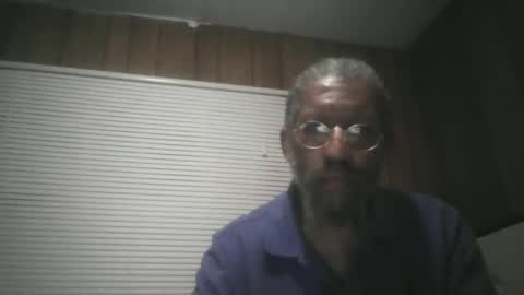 igasu online show from 09/18/25, 06:04