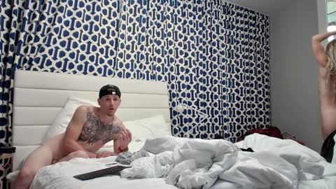 Amiri Roue online show from 12/12/24, 07:41