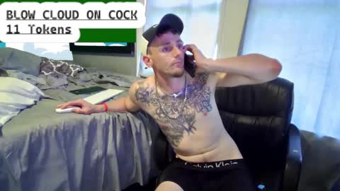 Amiri Roue online show from 12/17/24, 03:17