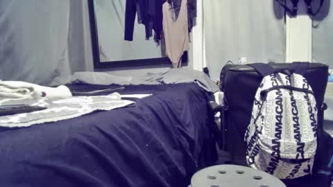 Amiri Roue online show from 12/25/24, 04:44