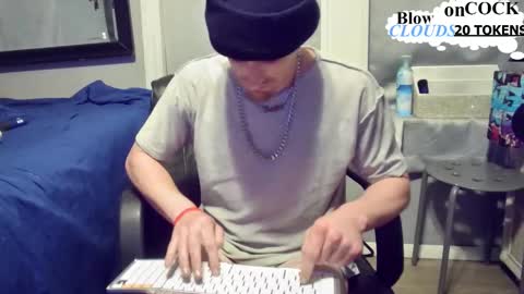 Amiri Roue online show from 12/27/24, 10:34