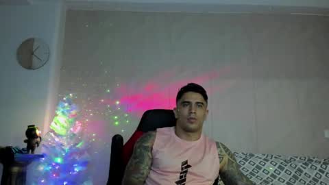Snapshot of igor_scott chatting on 12/20/24, 03:25 Igor scott online show from 12/20/24, 03:25